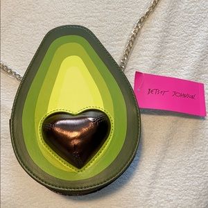 Betsey Johnson avocado purse 🥑